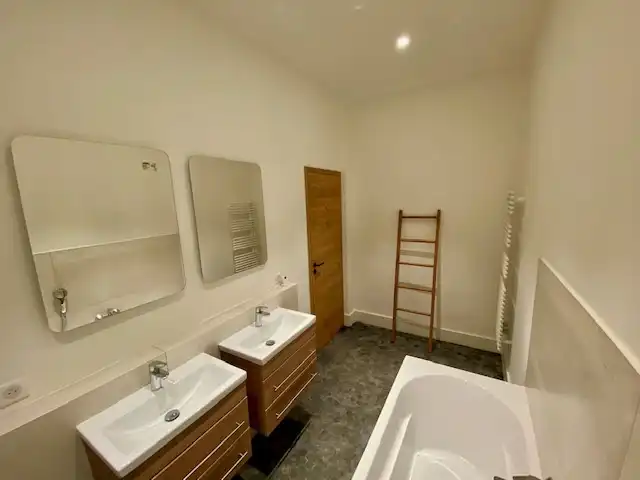 PARC CHALUCET RUE GIMELLI T5 RÉNOVÉ 153m²