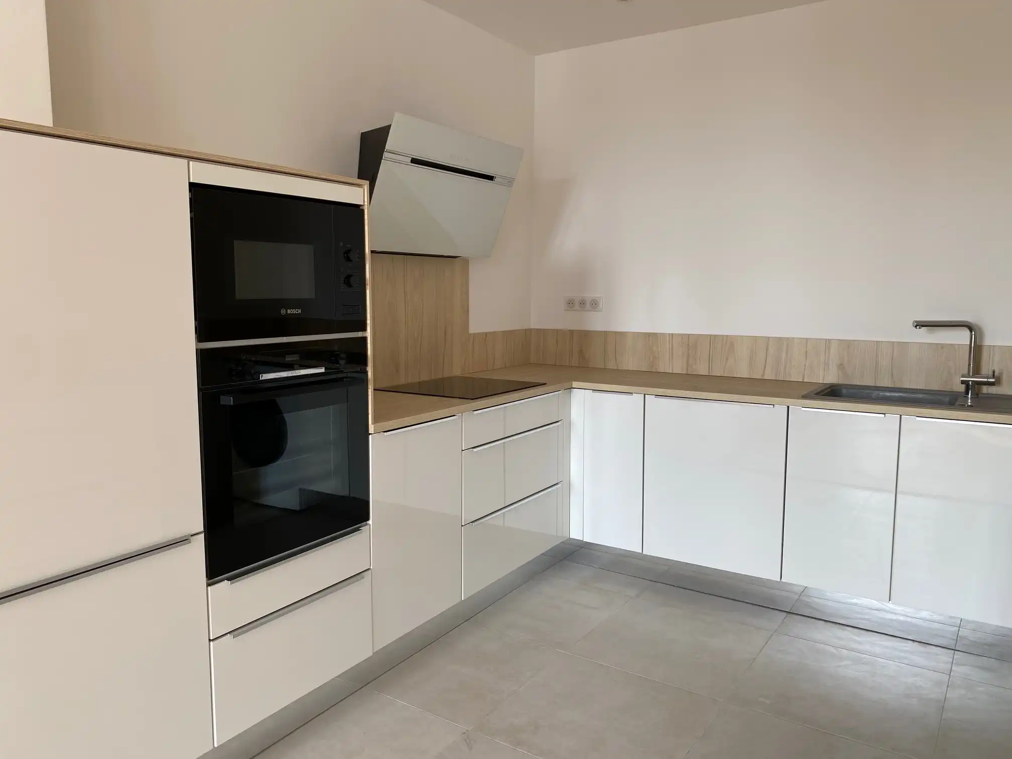 TRES BEAU T3 97m² RÉNOVÉ PLEIN SUD DERNIER ÉTAGE