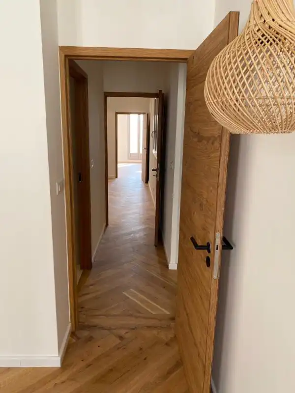 TRES BEAU T3 97m² RÉNOVÉ PLEIN SUD DERNIER ÉTAGE