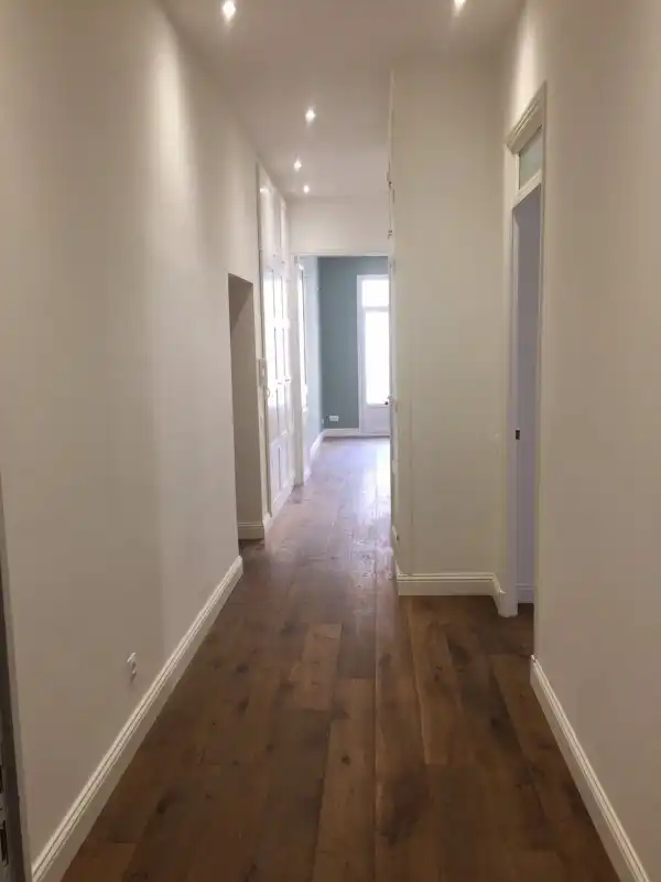 T3 HAUSMANNIEN de 92m² REFAIT À NEUF + CAVE