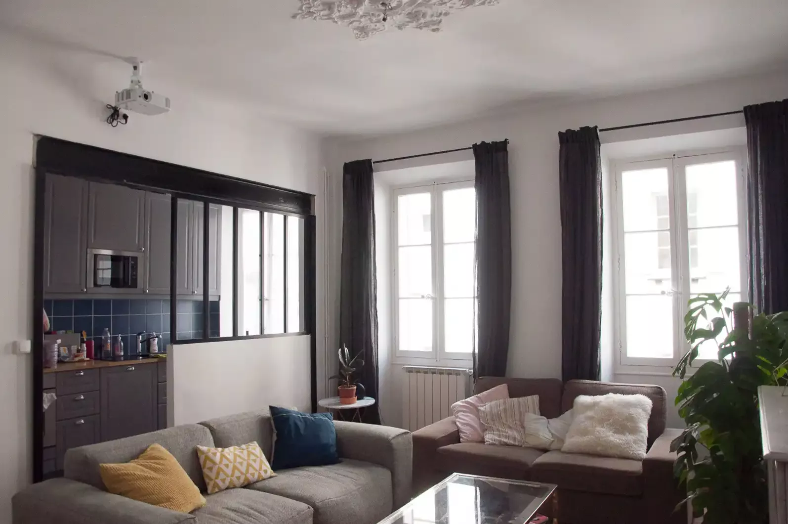 Beau T3 rénové 90m² dernier étage ascenseur + chambre de bonne + cave