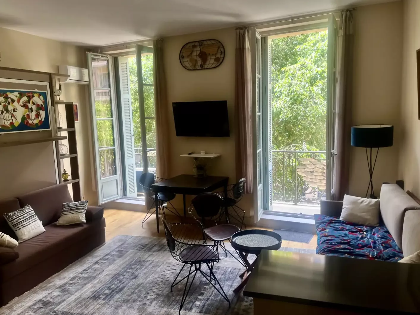 T1 meublé de 36 m² avec balcon à 2 minutes du port de Toulon