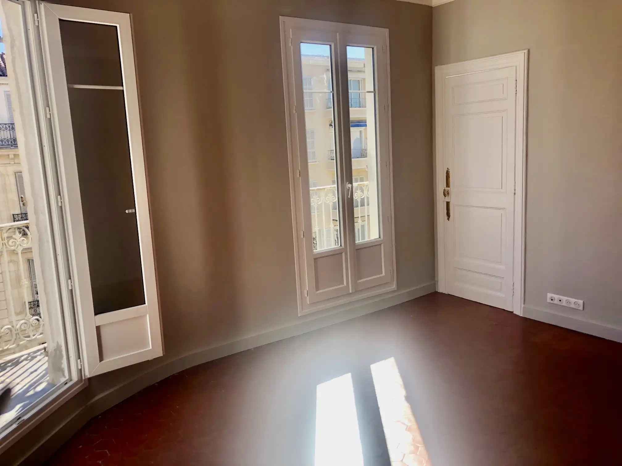 Toulon Vauban : Très bel Haussmannien rénové 135m²